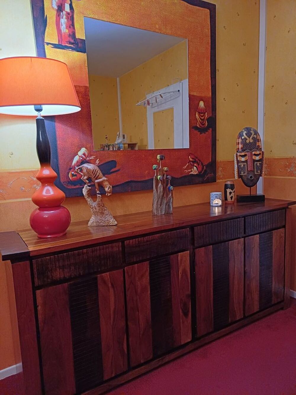 buffet +table basse +4 chaises Meubles