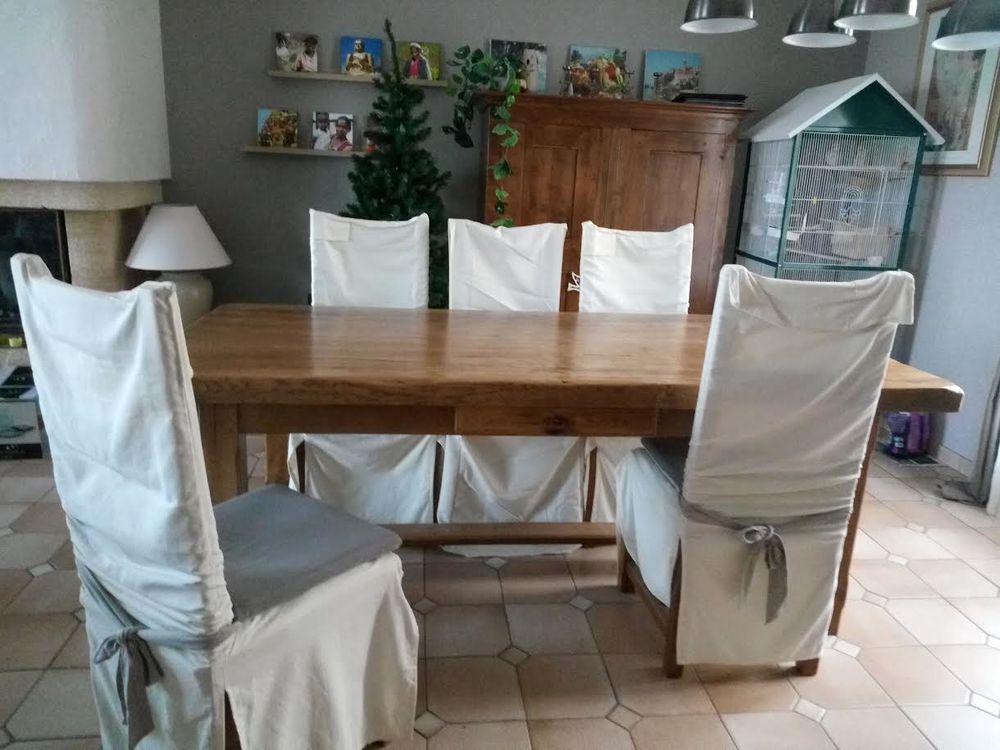 Table de ferme ch&ecirc;ne massif + 6 chaises impeccables Meubles