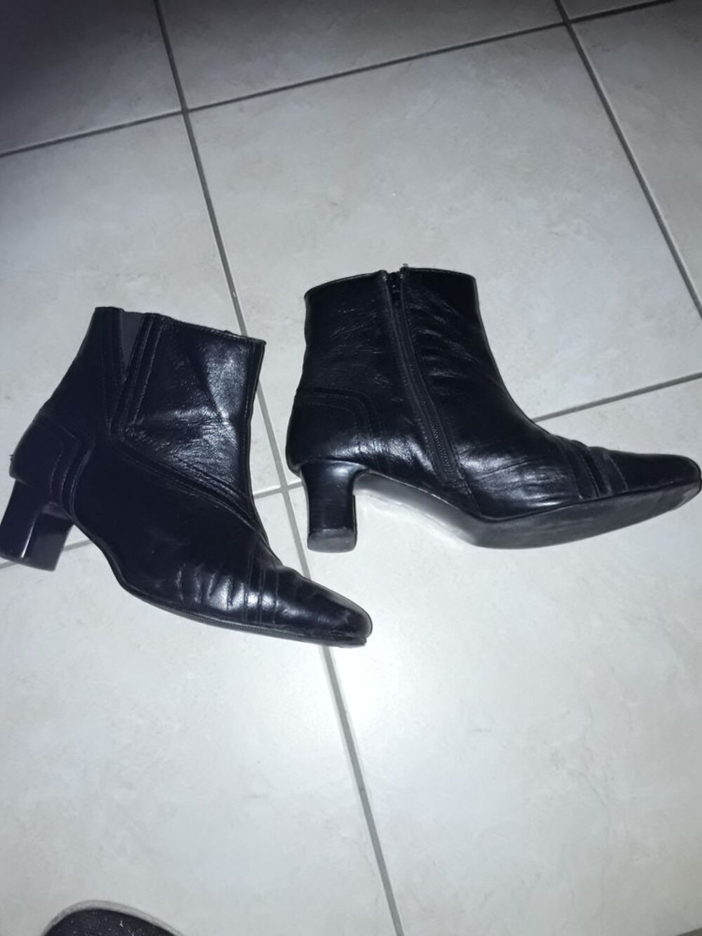 Bottillon tout cuir 39 noir talon5cm Chaussures