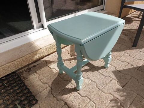 petite table ovale 25 Aubie-et-Espessas (33)