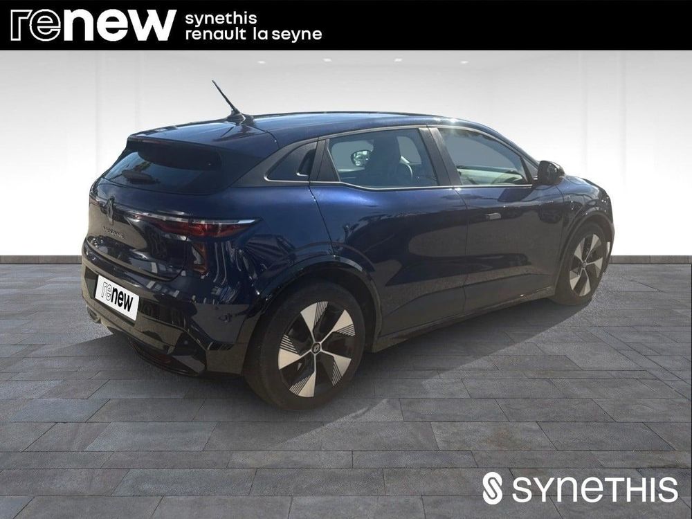 M&eacute;gane Megane E-Tech EV40 130ch standard charge Equilibre 2023 occasion 83500 La Seyne-sur-Mer