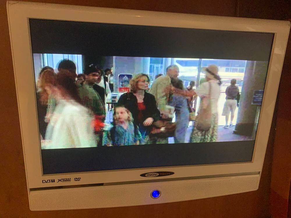 T&eacute;l&eacute;viseur Avec DVD int&eacute;gr&eacute; 12 volts Photos/Video/TV