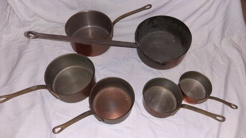 Jeu de 6 casseroles anciennes en cuivre 50 Cournon-d'Auvergne (63)