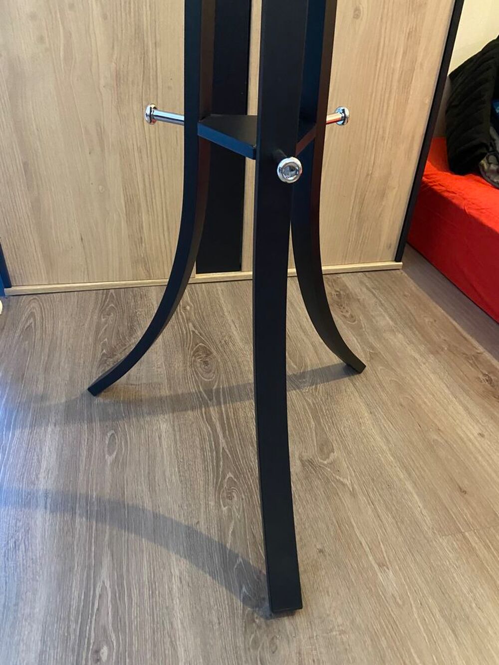 Porte manteau noir But tr&egrave;s bon &eacute;tat Meubles