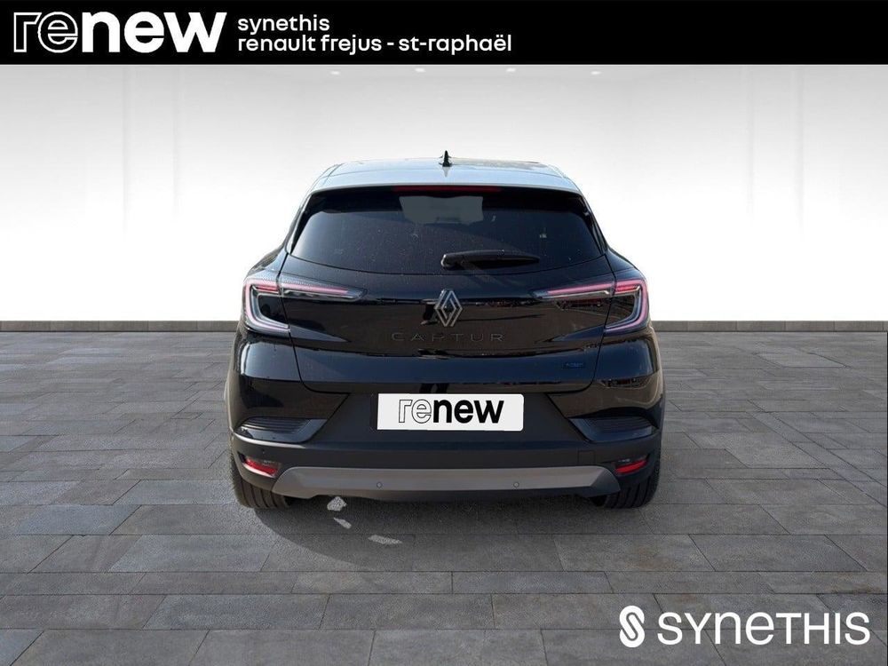 Captur E-Tech full hybrid 160 ch esprit Alpine 2026 occasion 83600 Fr&eacute;jus