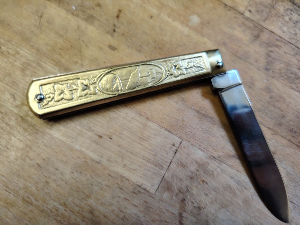 Couteau PRADEL C.C.A le muscadet laiton Bricolage