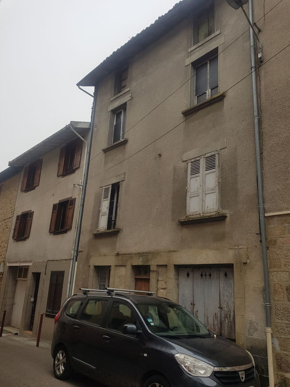 Maison 11 pièces 290 m² · à Saint-Junien · 290 m² · 123 000 €