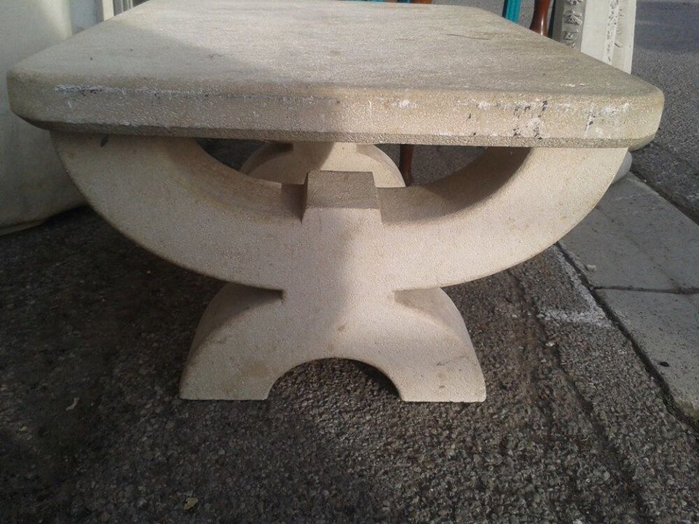 Table basse en pierre Meubles