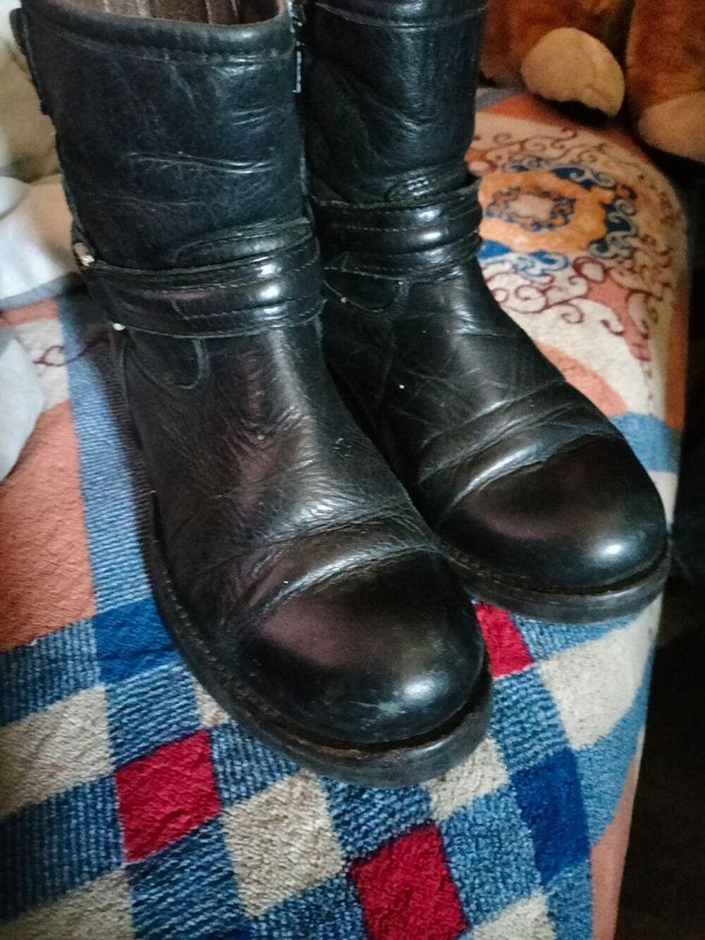 Boots zipp&eacute;e cuir buffalo london pointure 37 tr&egrave;s bon &eacute;tat Chaussures