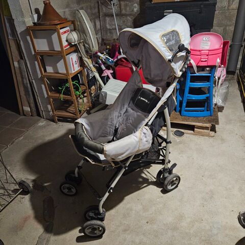 Poussette canne 30 Rueil-Malmaison (92)