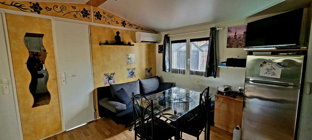   mobil home climatisé, 6 places, camping 4 étoiles. Provence-Alpes-Côte d'Azur, Hyères (83400)