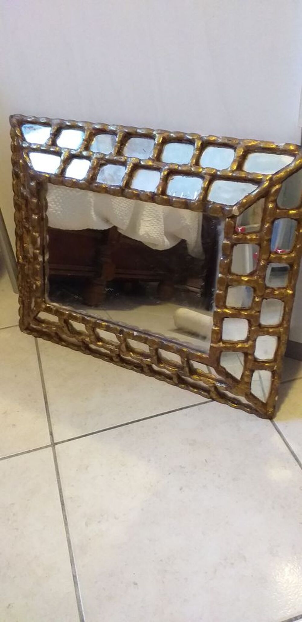 Miroir Carr&eacute; avec Cadre Dor&eacute; Textur&eacute; Décoration