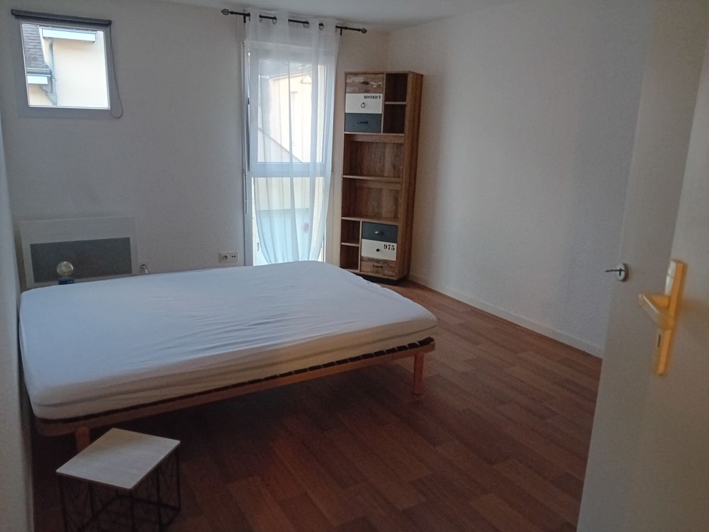 Location Appartement appartement meublé de 40m2 Laval