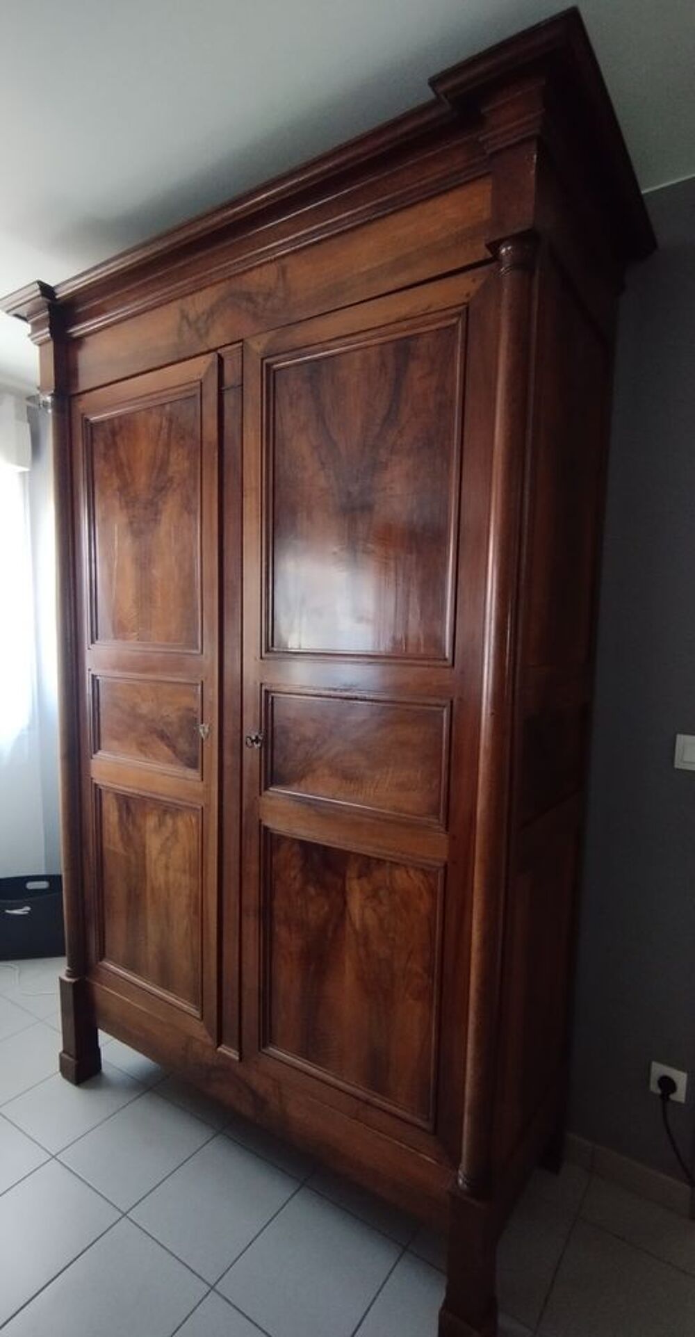 Armoire empire demi colonne Meubles