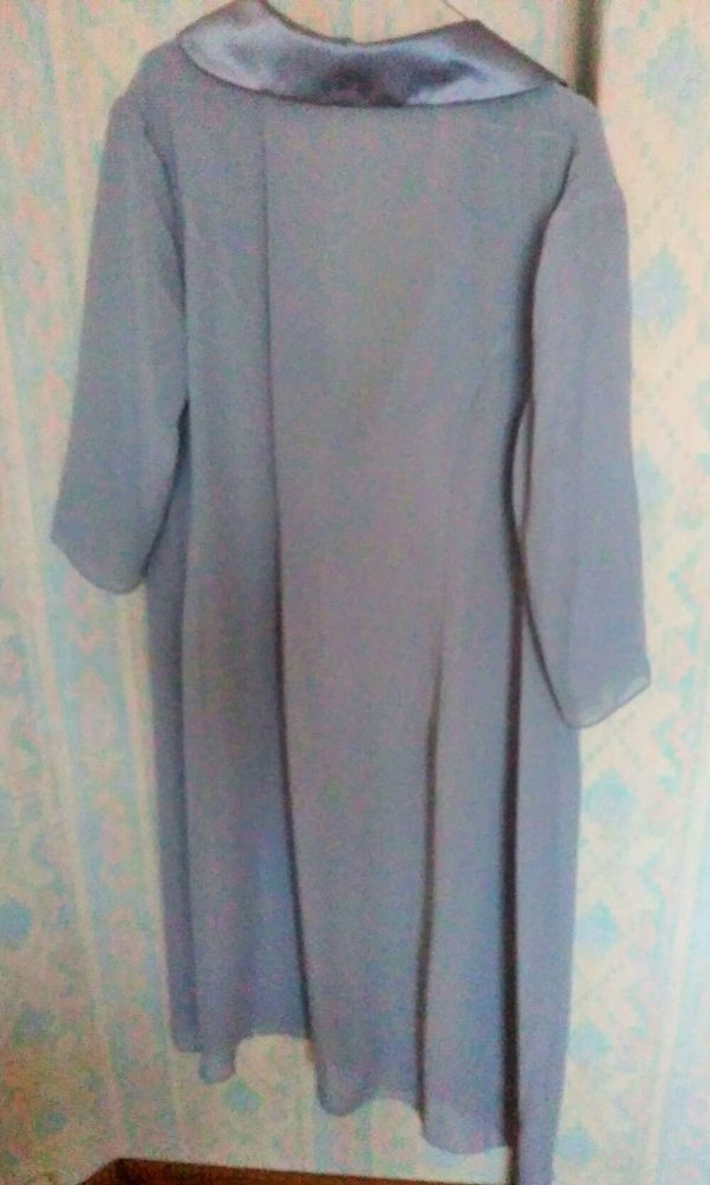 ensemble Robe c&eacute;r&eacute;monie manteau l&eacute;ger JJ'S House gris Vêtements