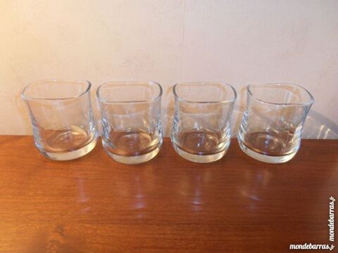 Verres ondulés (57) 3 Tours (37)