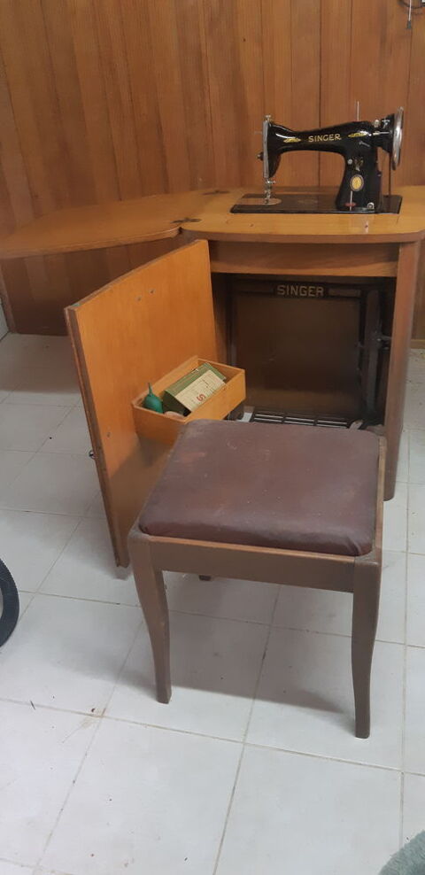 VINTAGE : Machine a coudre SINGER 270 Vendme (41)