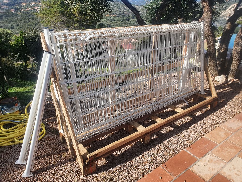 POTEAUX ET GRILLES Jardin