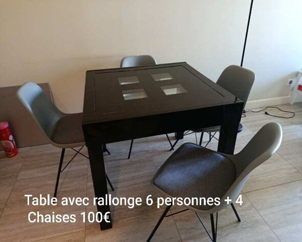 Table avec rallonge 6 -8 personnes avec 4 chaises Meubles