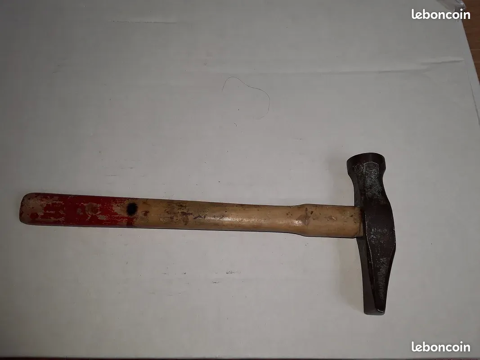 Marteau de Carrossier Rond et Plat 30 Gometz-la-Ville (91)