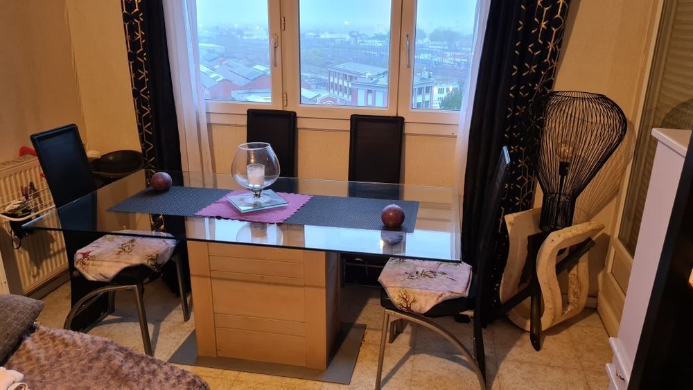 table &agrave; manger Meubles