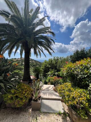  Villa � vendre 10 pi�ces 250 m�