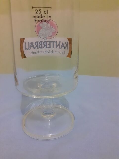 Un verre  bire Kanterbrau 4 Lamotte-Beuvron (41)