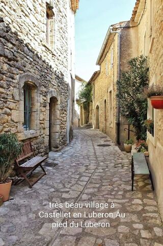 Maison 4 pièces 115 m² · à Castellet-en-Luberon · 115 m² · 250 000 €