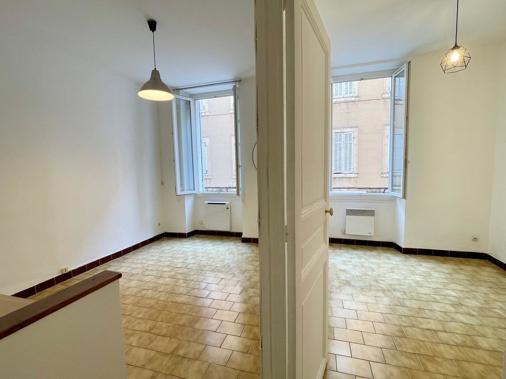 Appartement 2 pièces 33 m² · à Marseille 6 · 33 m² · 140 000 €
