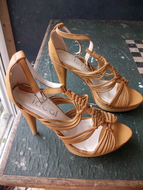 Escarpins Camel  talons de 11 cm pt 38-neuf 15 Bouxwiller (67)