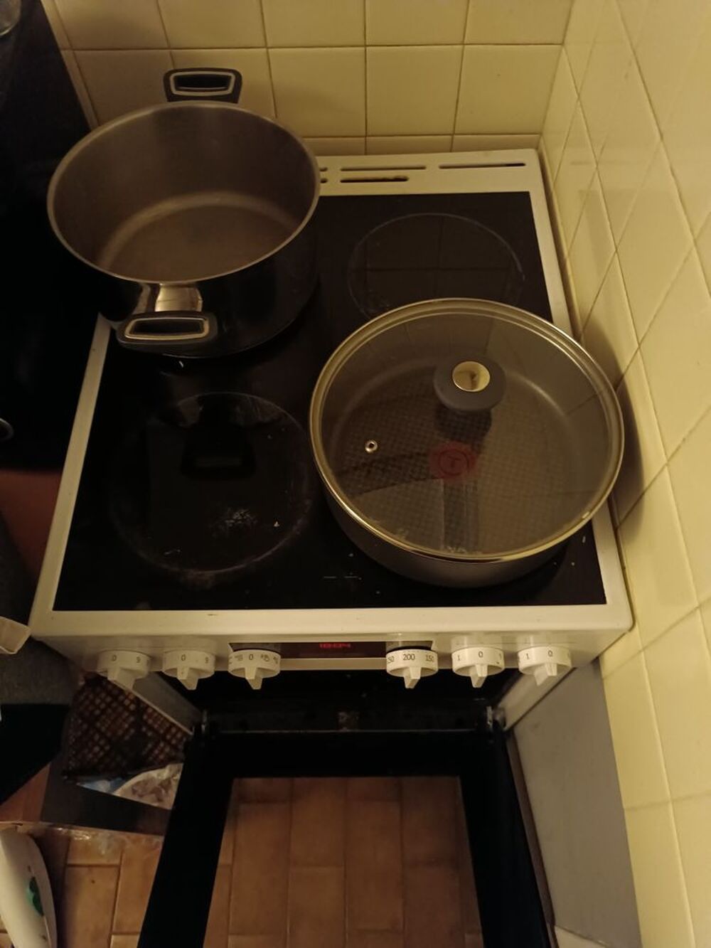 Cuisini&egrave;re &eacute;lectrique Electroménager