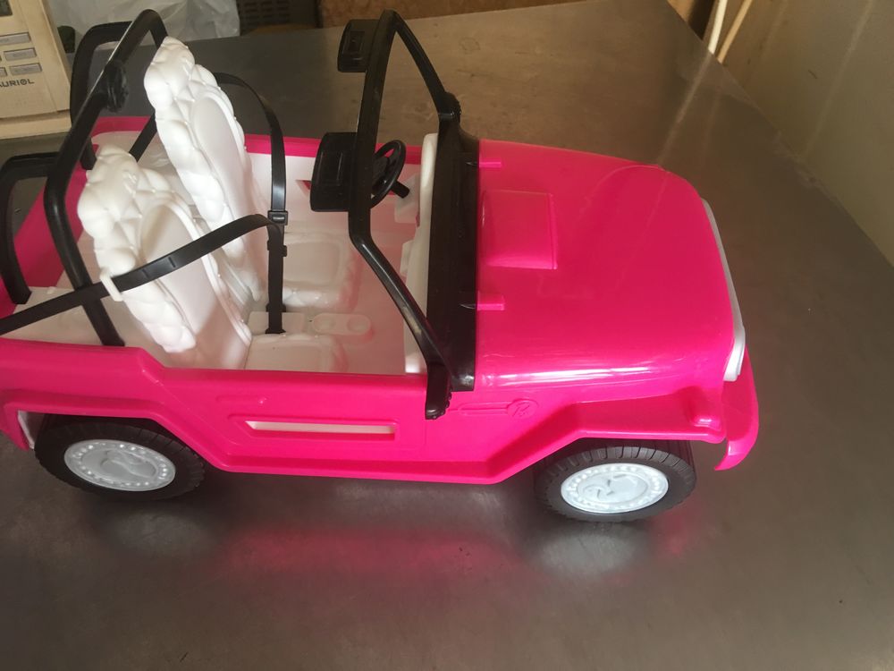 jouet voiture barbie Jeux / jouets