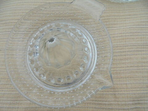 Presse-agrume en verre 2 Castres (81)