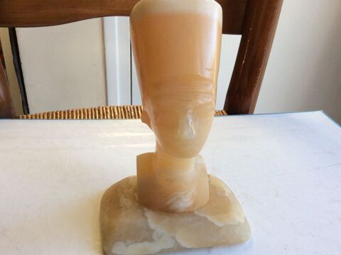 Statuette Nefertiti en albâtre souvenir d'Egypte 20 Gif-sur-Yvette (91)