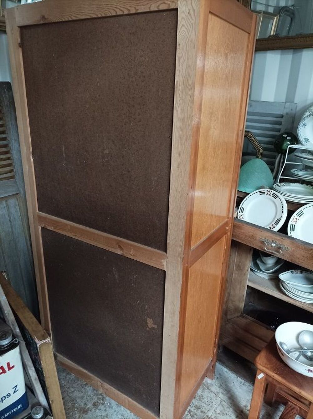 Armoire parisienne penderie bois vernis patin&eacute; miroir Décoration