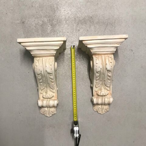 Paire de consoles murales anciennes pl�tre d�co n�oclassique 150 Obernai (67)