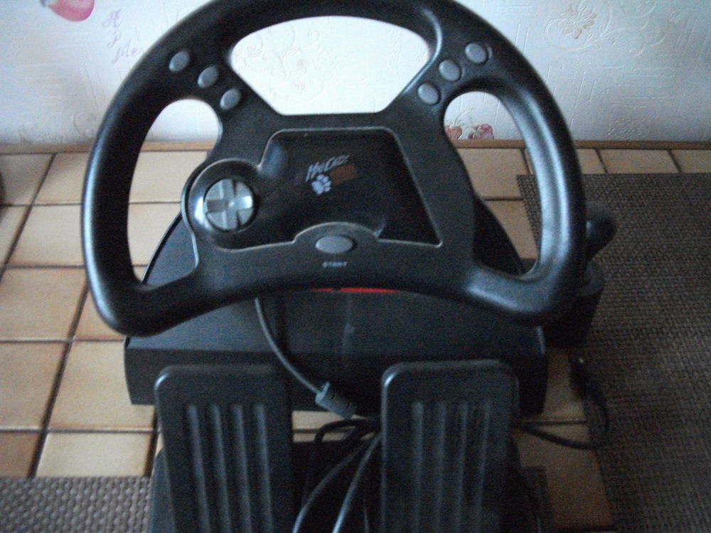 volant pour jeux Consoles et jeux vidéos