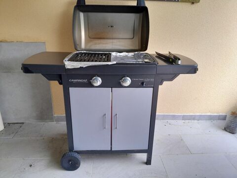 BARBECUE A GAZ. 170 Nort-sur-Erdre (44)