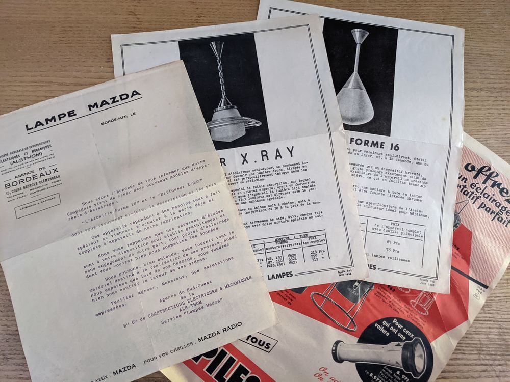 MAZDA COLLECTION lettre de pr&eacute;sentation + 2 documents de nou Décoration