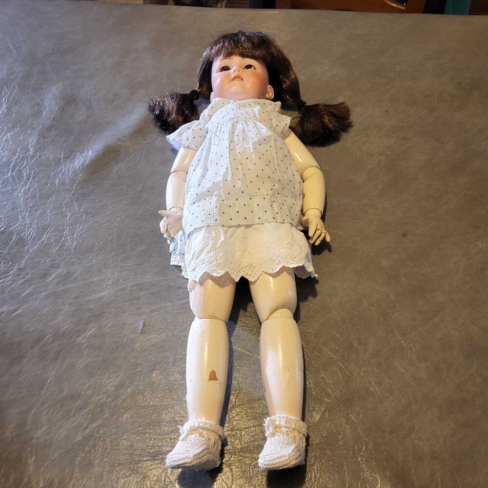 poup&eacute;e ancienne t&ecirc;te porcelaine sign&eacute; 