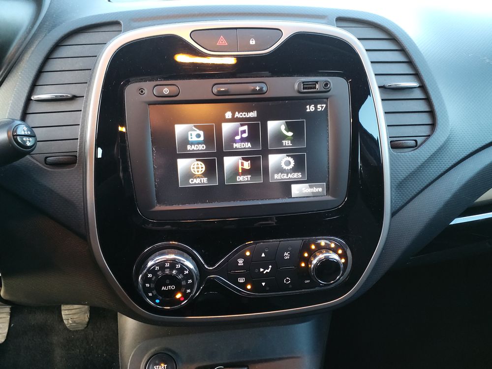 Captur dCi 90 Energy S&S eco&sup2; Zen 2013 occasion 42170 Saint-Just-Saint-Rambert