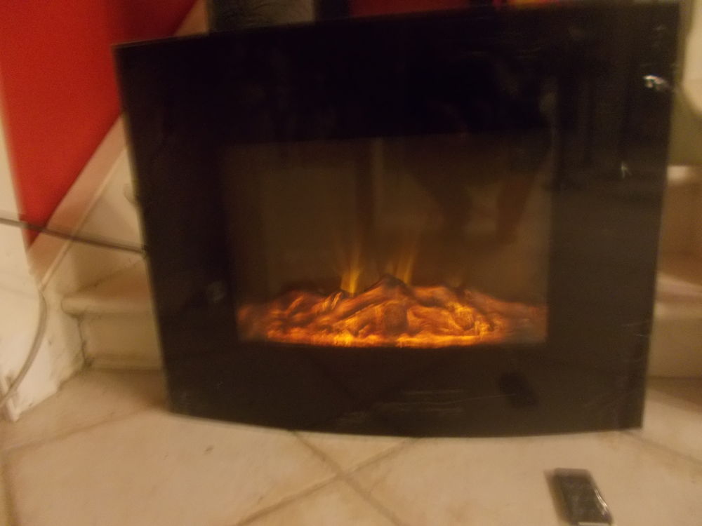 Chemin&eacute;e &eacute;lectrique nf t&eacute;l&eacute;commande faire prix Décoration