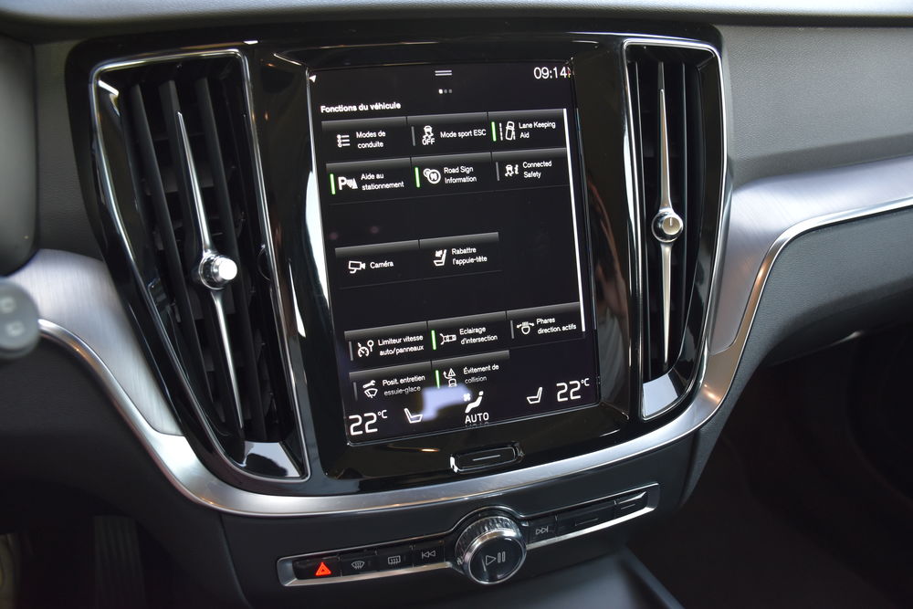 V60 B3 163 ch Geartronic 8 Momentum Business 2021 occasion 56300 Pontivy