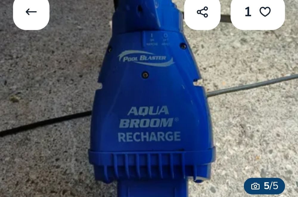 Aspirateur piscine aqua broom pool Jardin
