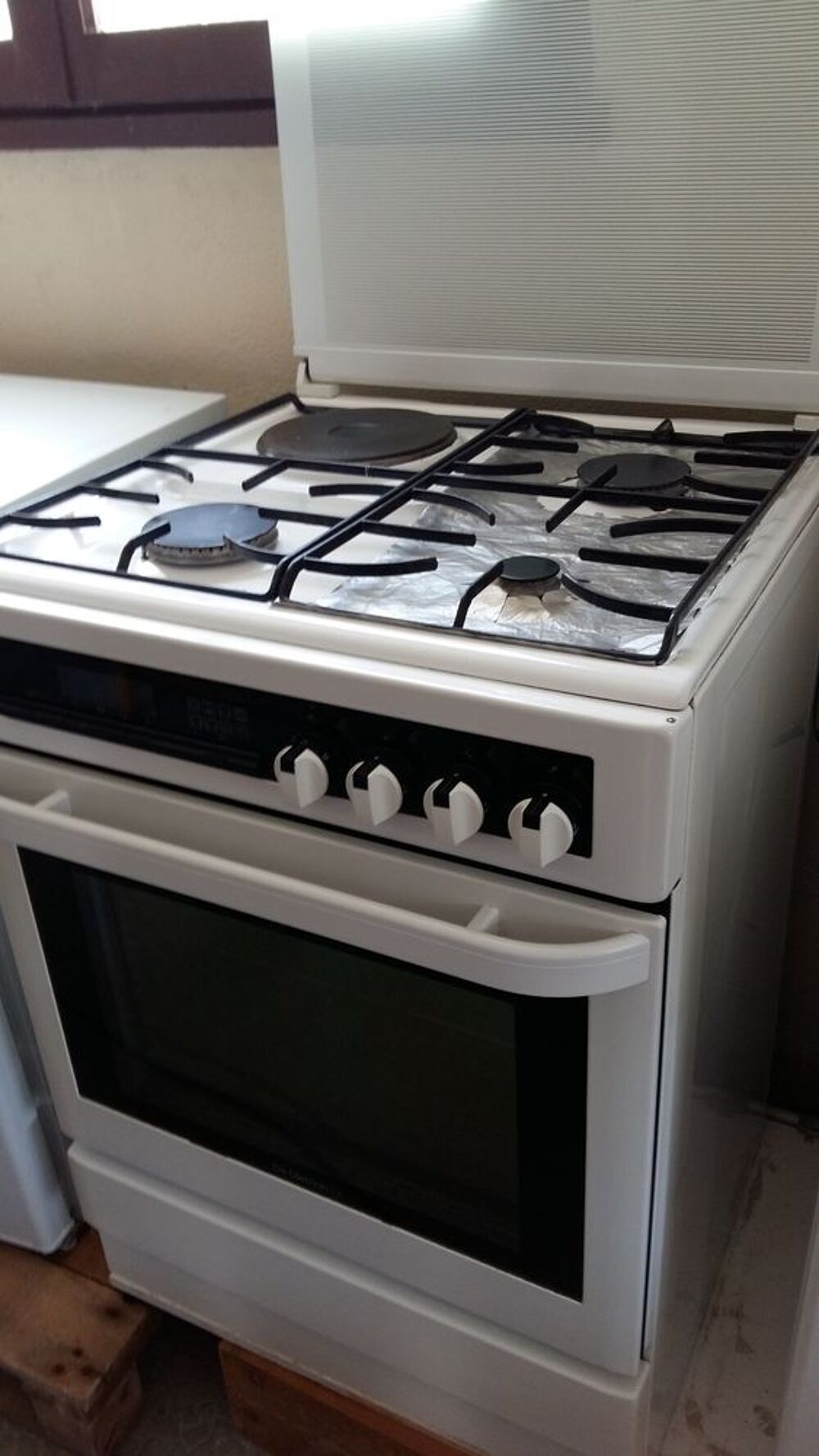 lave vaisselle + gaziniere Electroménager