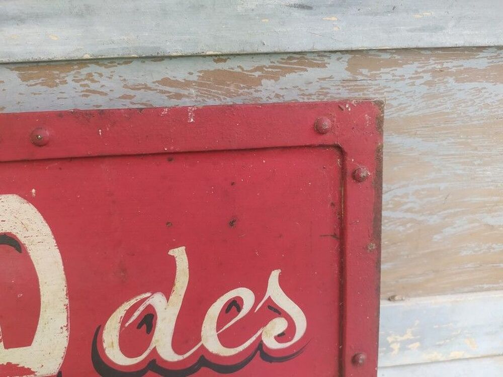 Ancienne Enseigne T&ocirc;le Peinte ON PREND DES PENSIONNAIRES 