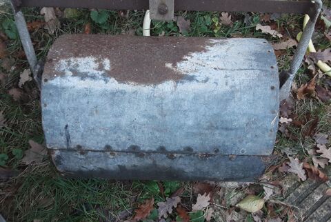 rouleau dameur  tir�-pouss�  et une dame verticale 25 Pontoise (95)