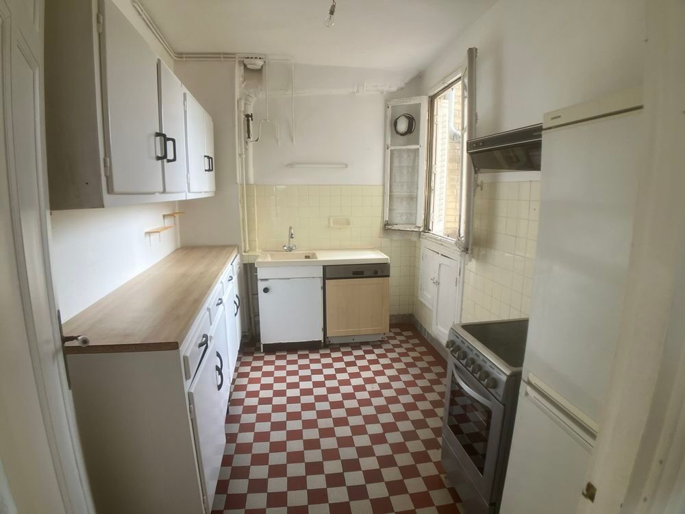 Vente Appartement Appartement de 47m2 traversant au dernier étage d'un immeubl Paris 14