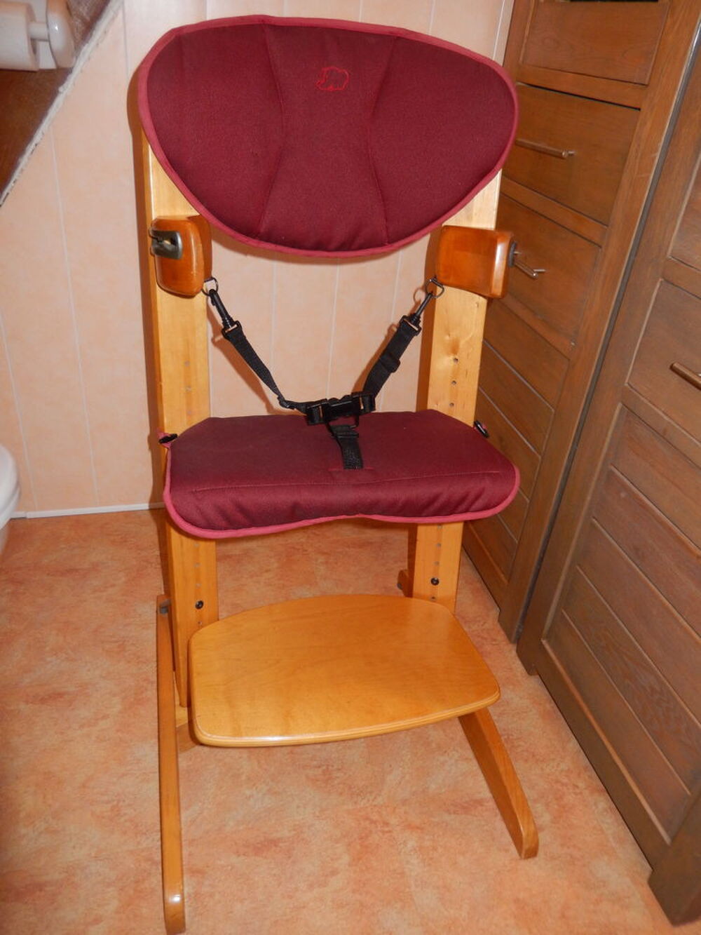 Chaise haute &eacute;volutive et bois Mobilier enfants