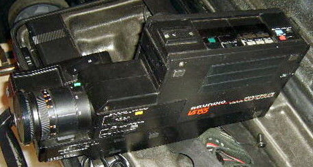Camescope prof. VHS GRUNDIG VS155 AF A REVISER Photos/Video/TV